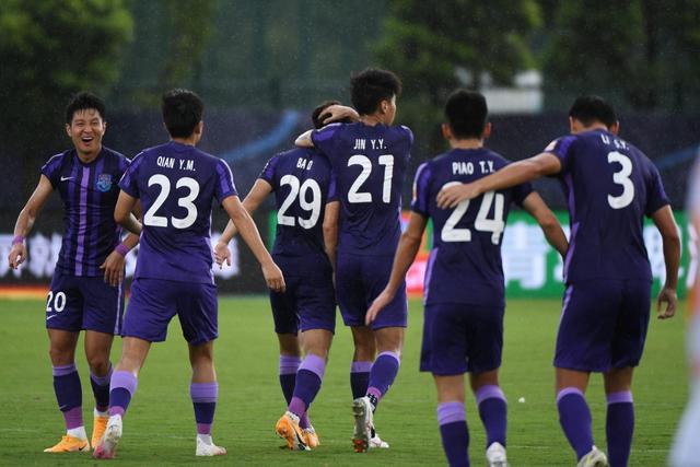北京德比北控逆转首钢 张帆24分翟晓川20+10