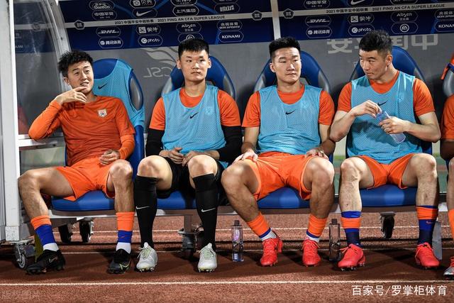 萨哈：曼联需要能在逆境中进球的前锋